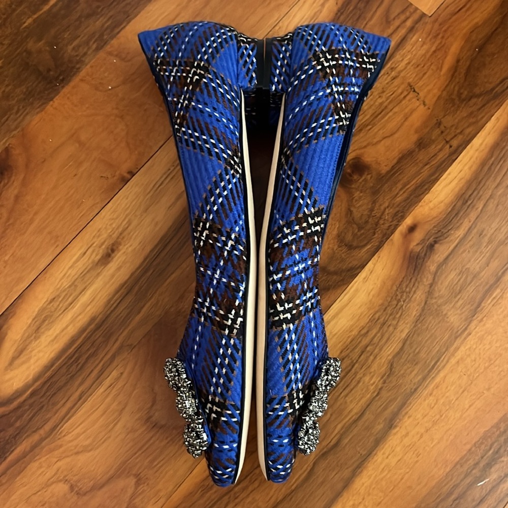 Manolo blahnik Hangisi Chrystal Buckle Wool Flats, NEW - Picture 12 of 17